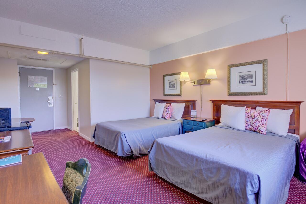 Motel 6 Norfolk, Va East Little Creek Экстерьер фото