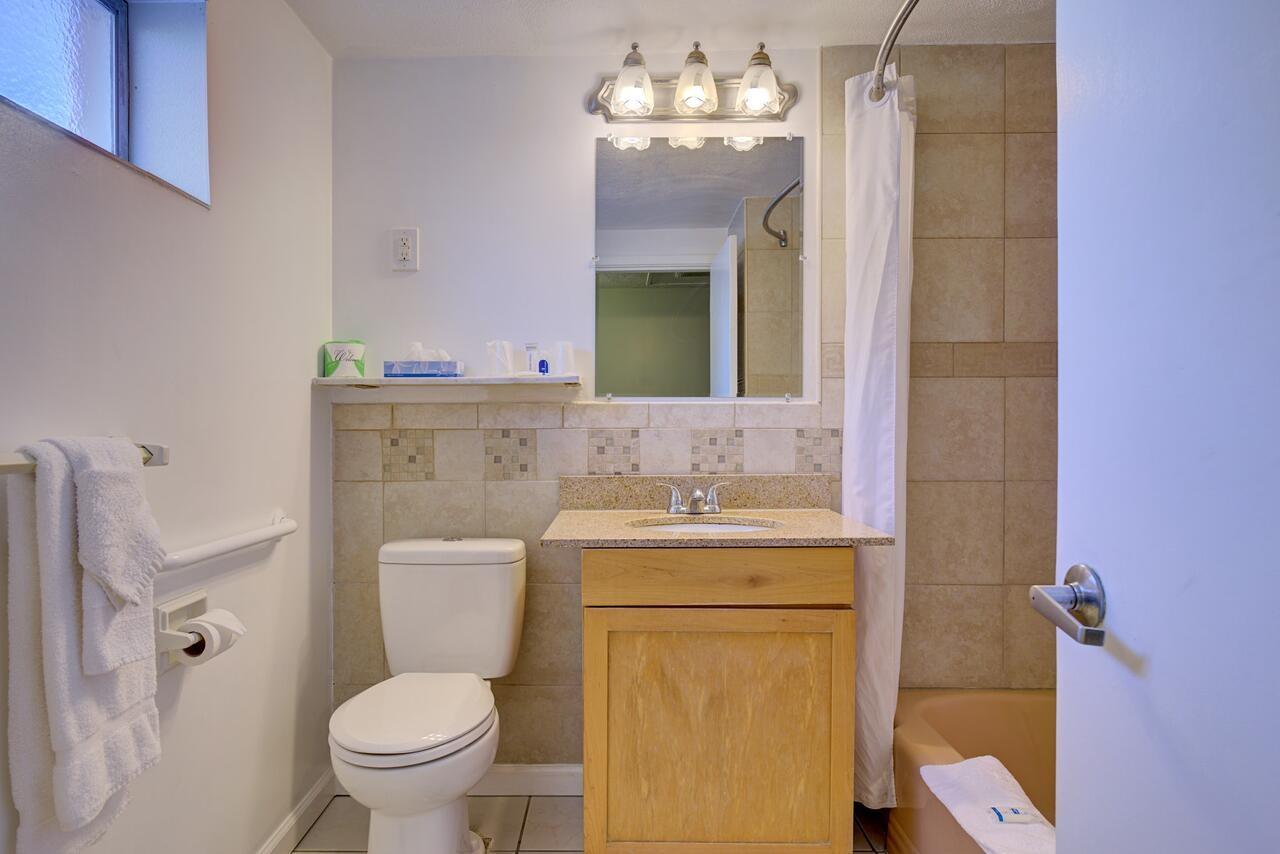 Motel 6 Norfolk, Va East Little Creek Экстерьер фото