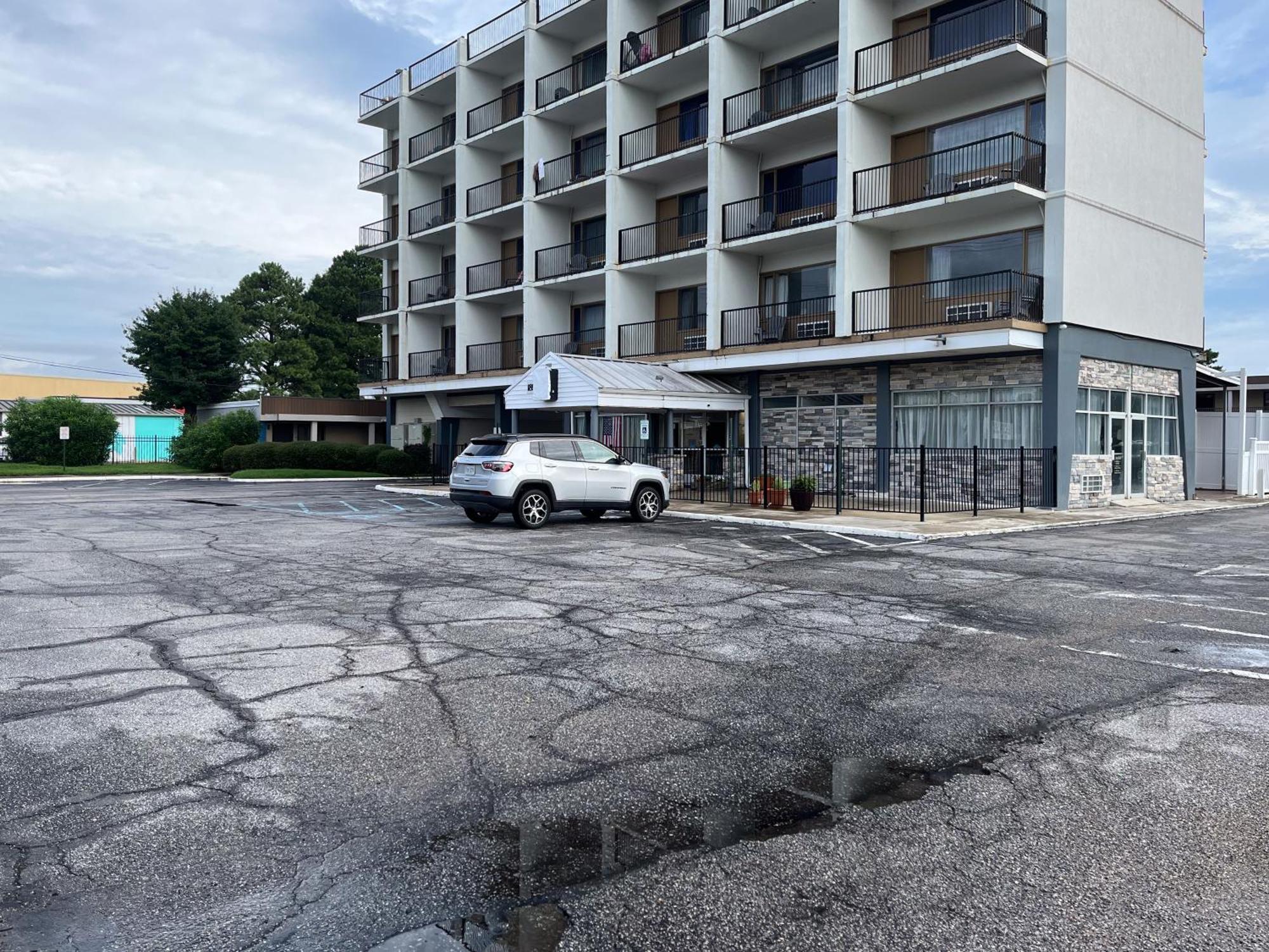 Motel 6 Norfolk, Va East Little Creek Экстерьер фото
