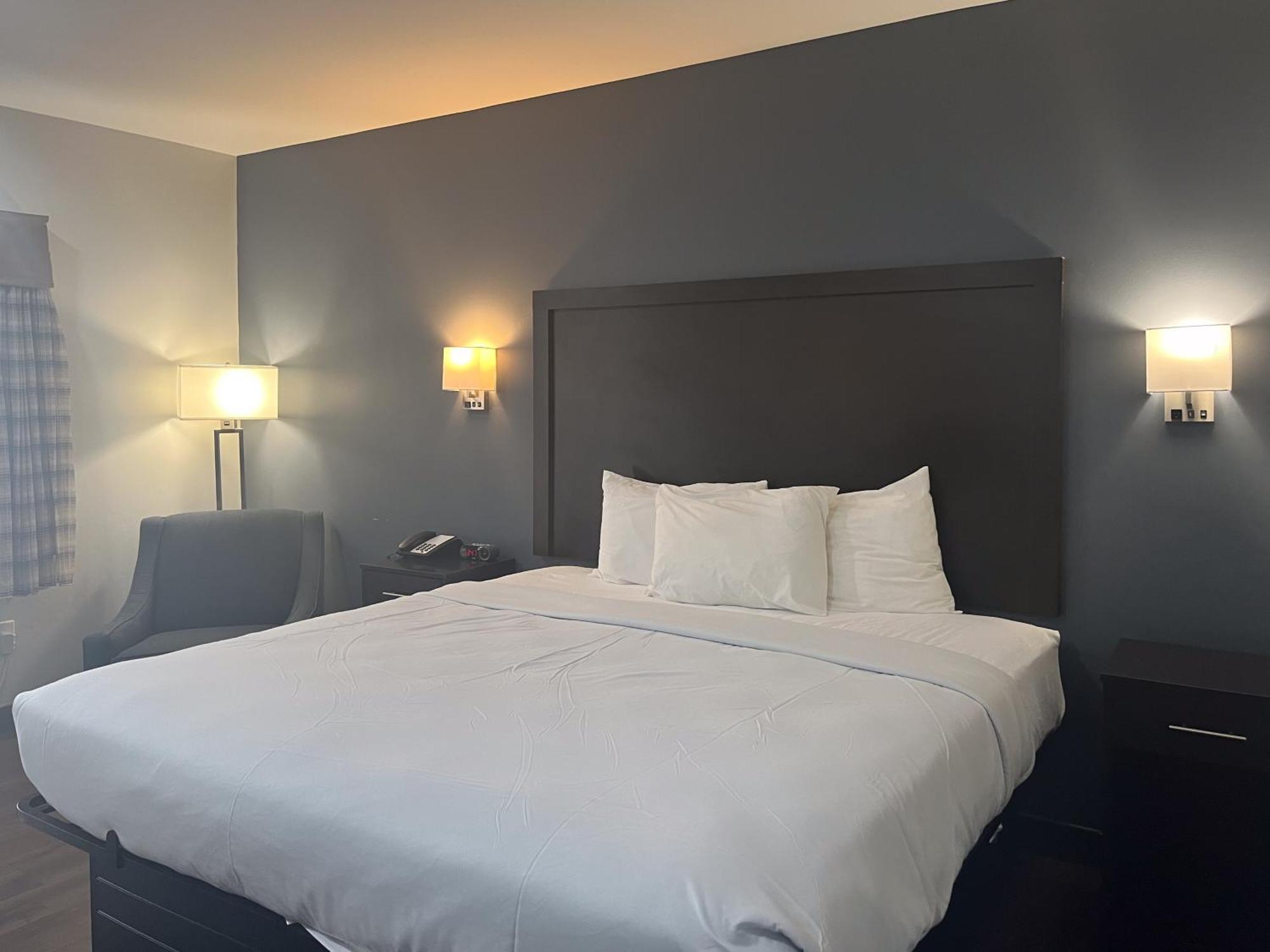 Motel 6 Norfolk, Va East Little Creek Экстерьер фото