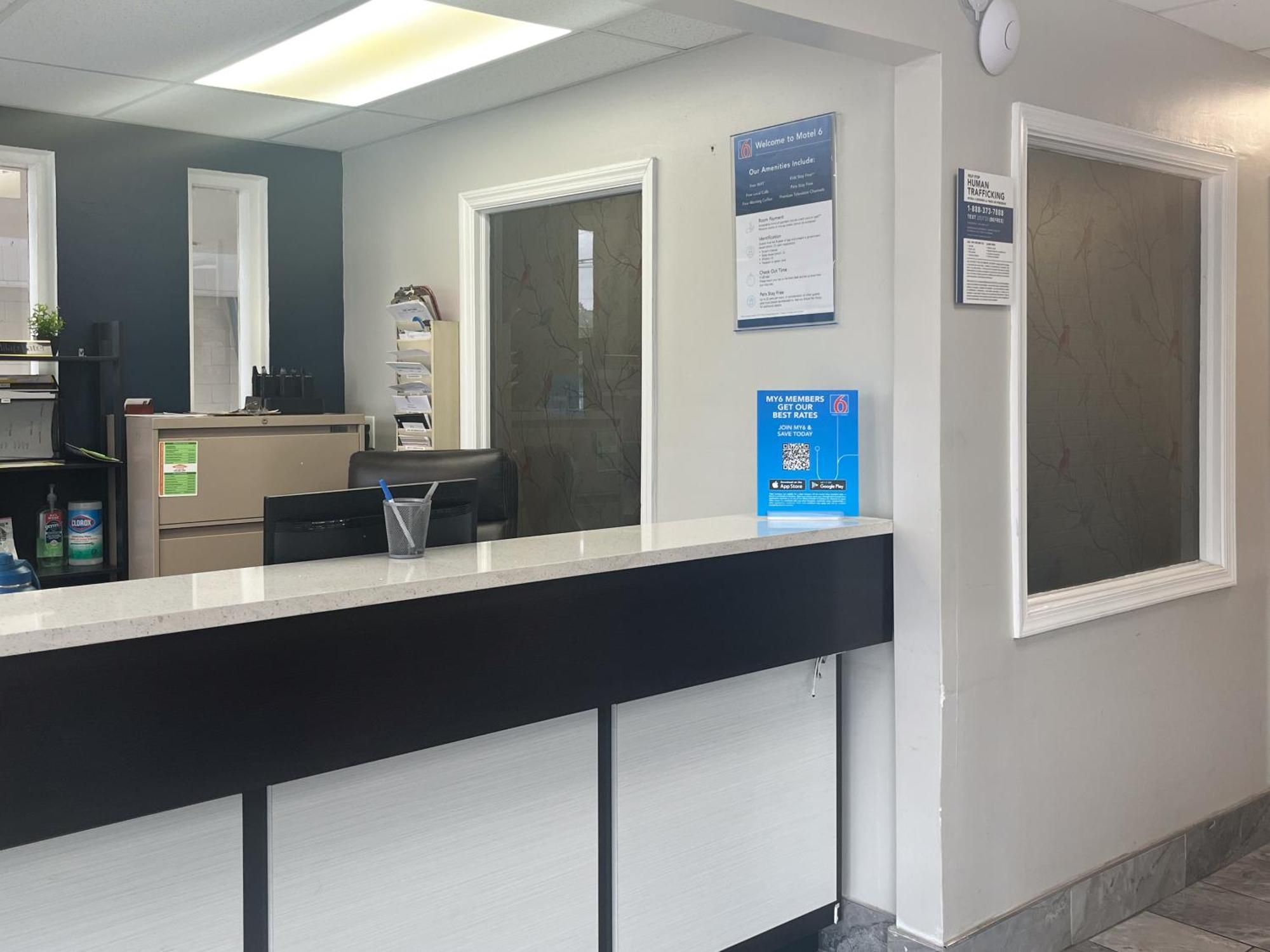 Motel 6 Norfolk, Va East Little Creek Экстерьер фото